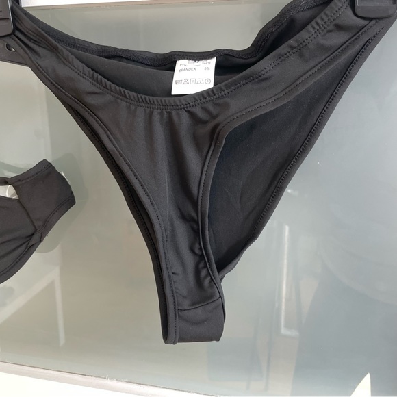 Sexy 2 piece Swim Bikini - Picture 9 of 11